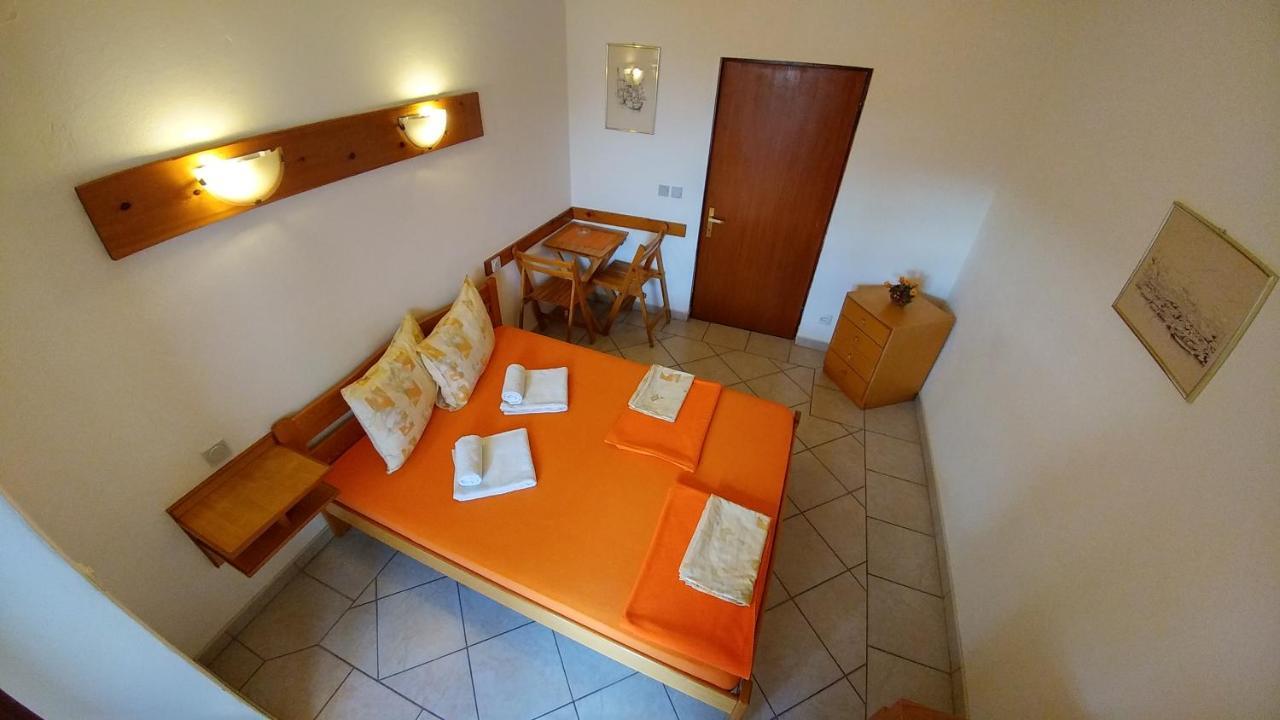 Apartments And Rooms Bova 巴斯卡 外观 照片