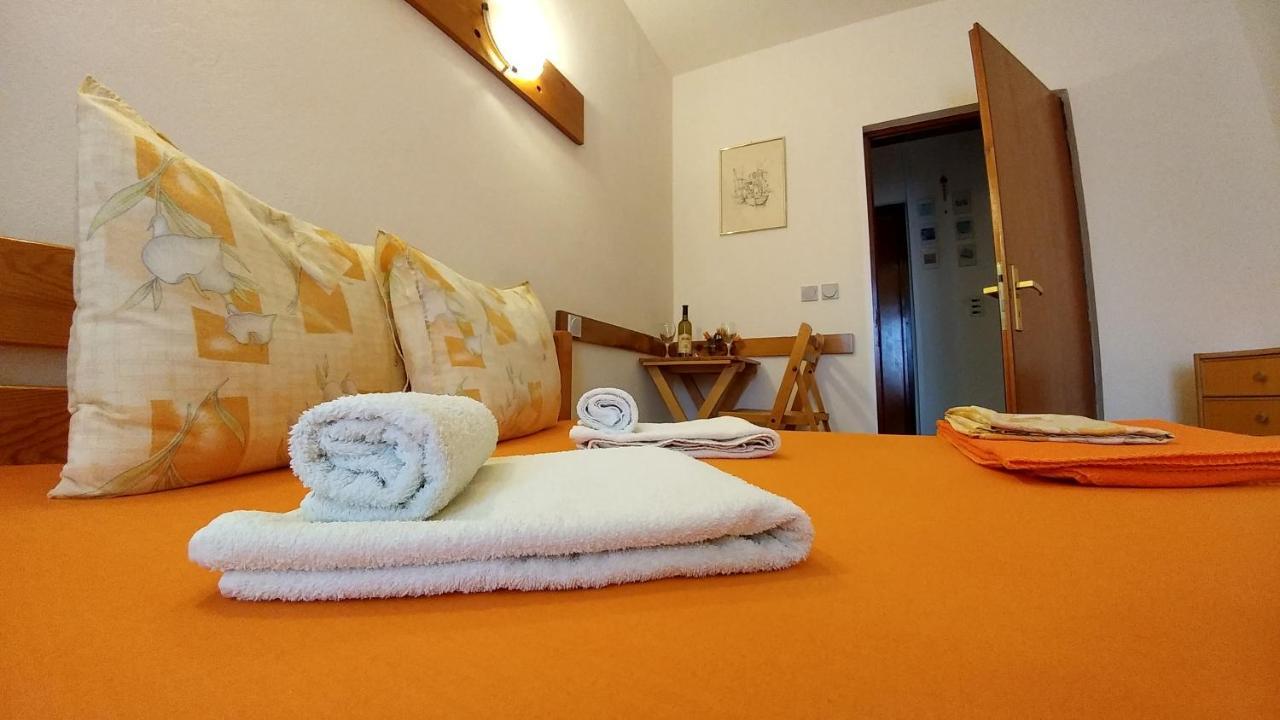 Apartments And Rooms Bova 巴斯卡 外观 照片