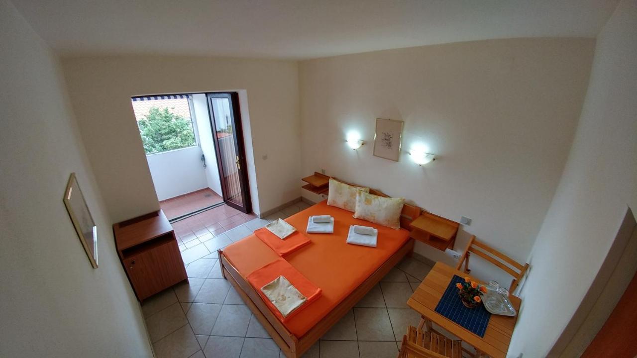 Apartments And Rooms Bova 巴斯卡 外观 照片