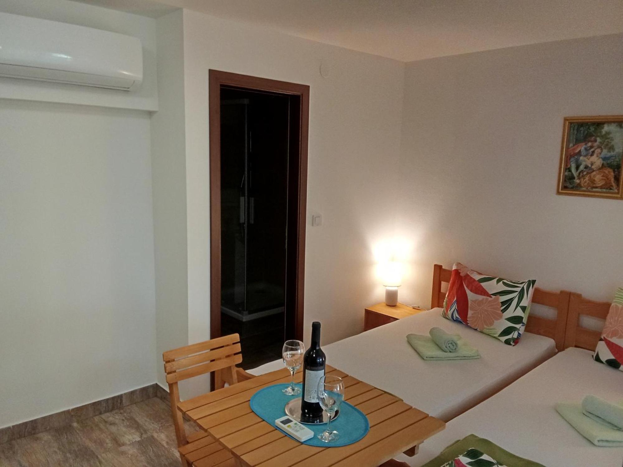 Apartments And Rooms Bova 巴斯卡 外观 照片